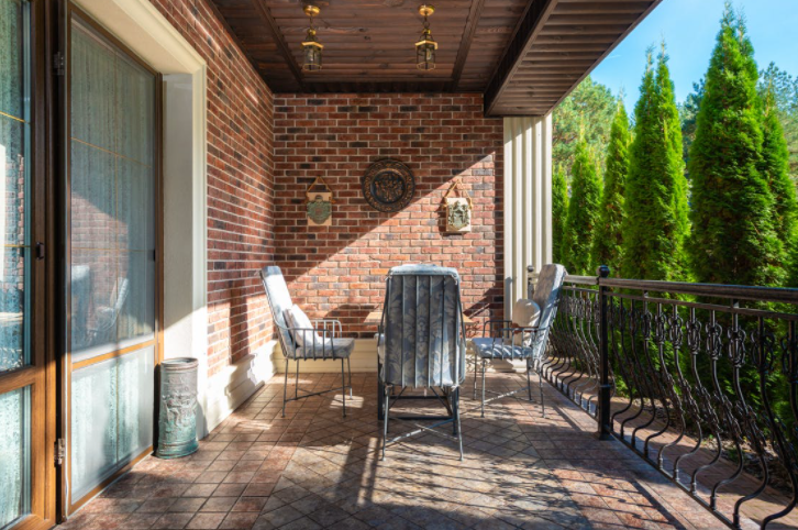 Guide to Deck Maintenance