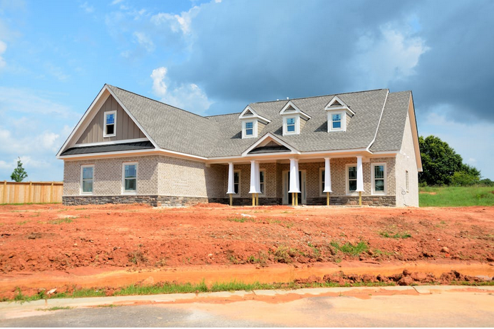 Tips for Building the Stone House of Your Dreams